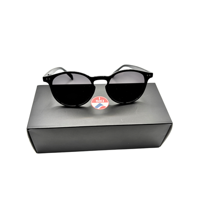 I SKI Vintage Keyhole Classic Round Polarized Sunglasses – Black / Smoke